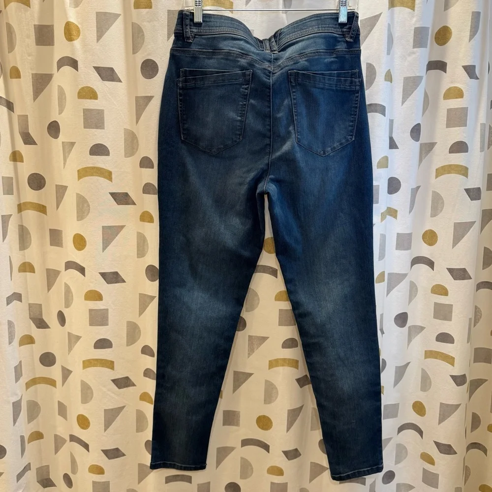 Democracy Women's Ab Solution Blue Jeans - Picture 3 of 8